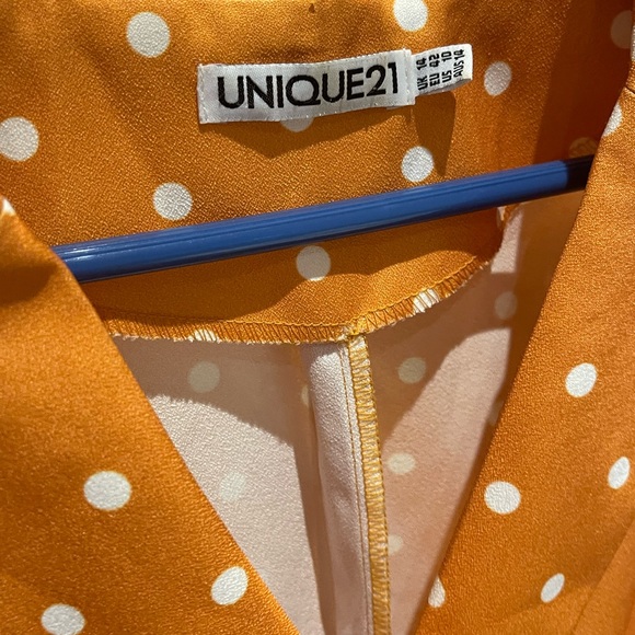 Amazing cheeky romper - Picture 2 of 3